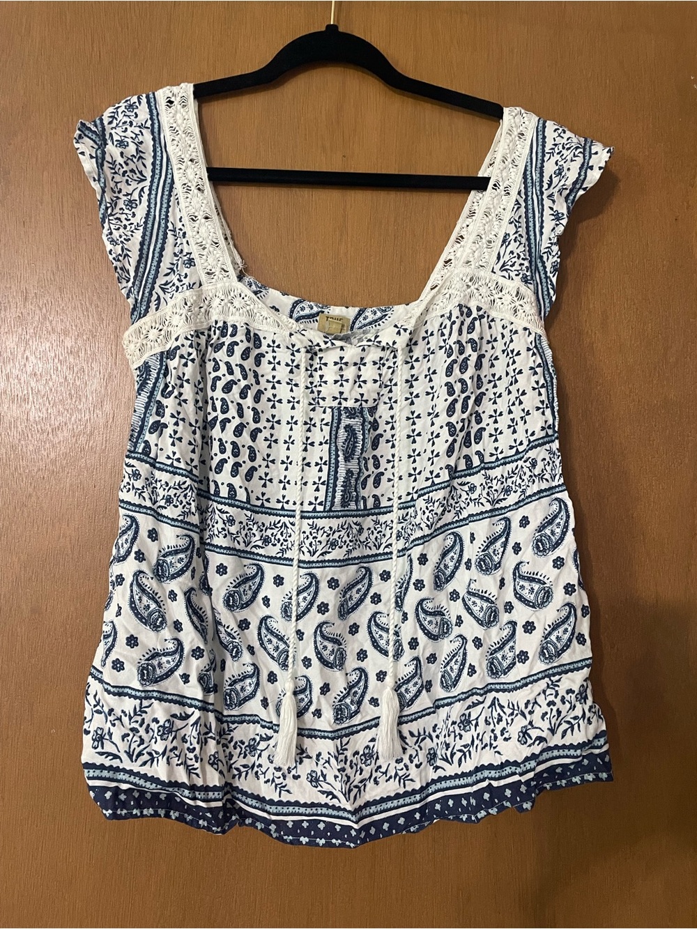 True Craft White & Navy Paisley Lace-Trim Peasant Tank